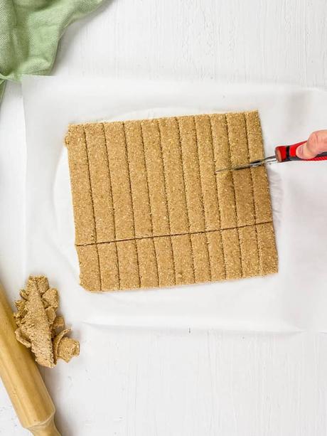 Homemade Baby Teething Biscuits (Baby Crackers!)