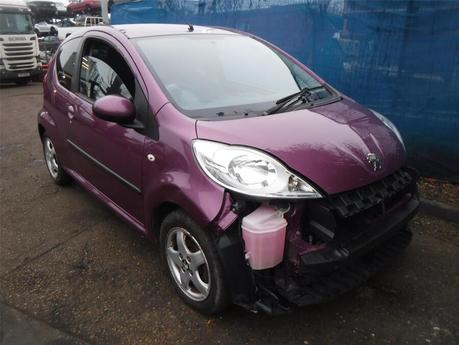 2013 PEUGEOT 107URE 998cc PETROL MANUAL 5 Speed 3 DOOR HATCHBACK