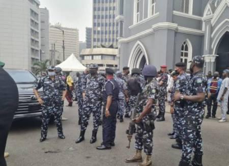 Heavy Security Presence In Lagos As Former Interim Head Of State, Ernest Shonekan Is Laid To Rest
