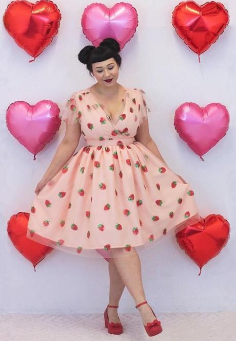 20 Valentine’s Day Outfit Ideas For All Tastes