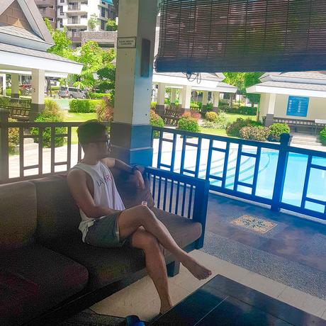 REVIEW: Overnight Stay At Royal Palm Residences, Taguig City.