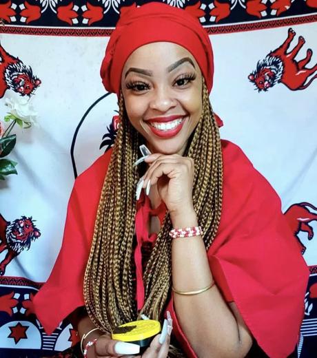 BBMzansi: Mpho fumes over lizard in the house (Video)