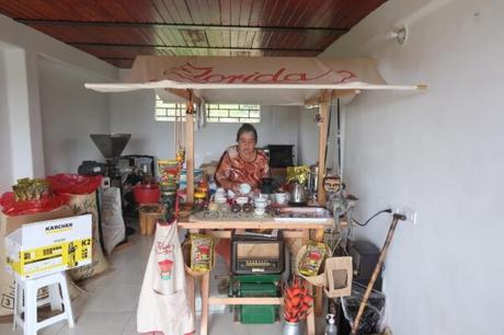 Visiting a Coffee Farm in Colombia – Tasting Coffee in Jardin