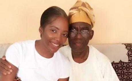 I Miss You – Tiwa Savage Pens Note To Late Dad On His First Posthumous Birthday