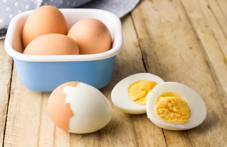 How Long Do Fresh Eggs Last? (Storing Farm Fresh Eggs)