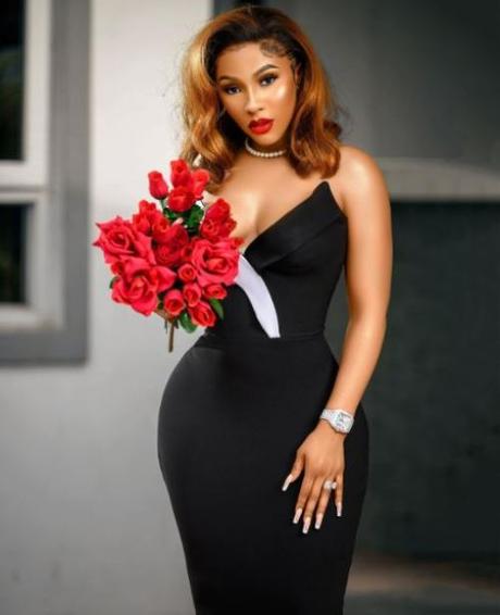 Mercy Eke Shares Gorgeous Photos to Celebrate Valentine’s Day