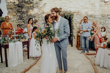 Rustic wedding in Cyprus with sunflowers and vivid colors │ Ariadni & Anatoli rustic-wedding-cyprus-with-sunflowers-vivid-colors_09x