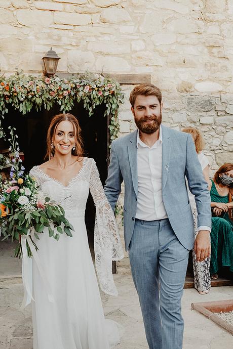 Rustic wedding in Cyprus with sunflowers and vivid colors │ Ariadni & Anatoli rustic-wedding-cyprus-with-sunflowers-vivid-colors_09