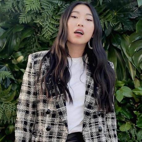 Awkwafina Biography, Net Worth, Age, Wiki, Husband, Nationality And Facts