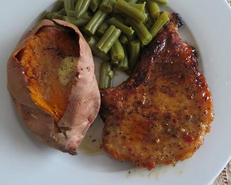 Iron Skillet Garlic & Brown Sugar Pork Chop