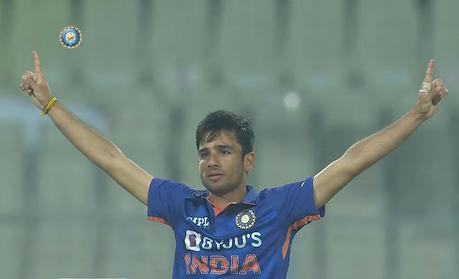 Success stories of Ravi Bishnoi and Matt Henry