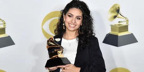 Alessia Cara Biography, Net Worth, Wiki, Age, Married, Husband, Parents, Facts