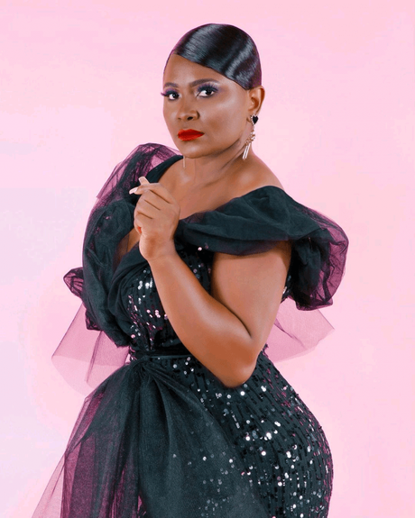 Sonia Ogiri Biography, Wiki, Net Worth, Age, Surgery, Husband, Son, Tribe, Facts