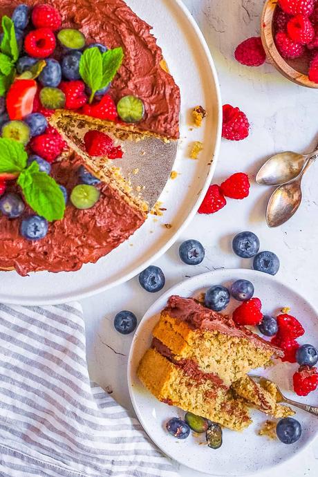 Oat Flour Cake (Vegan, Gluten Free!)