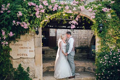 fairytale-garden-wedding-with-whimsical-blooms_41