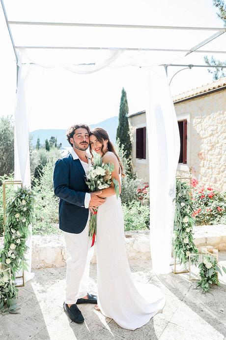 stylish-olive-grove-wedding-inspiration-pops-marsala_05