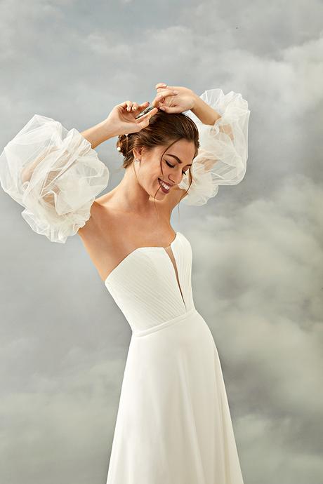 ultra-chic-wedding-gowns-demetrios-gorgeous-bridal-look_02