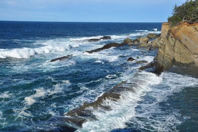 KING TIDE RENDEZVOUS IN OREGON Guest Post by Caroline Hatton at The Intrepid Tourist