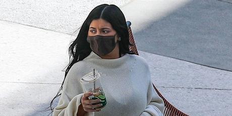 Kylie Jenner Appearance A Month After Giving Birth To Son Wolf