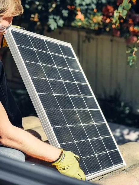 Science Explained: How Do Solar Panels Work?