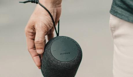 How to Connect Multiple Bluetooth Speakers and Headphones to A Phone