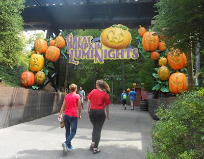 Free Concerts, And The Great Pumpkin LumiNights Await  At Dollywood's Harvest