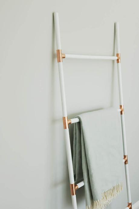 diy blanket ladder cheap