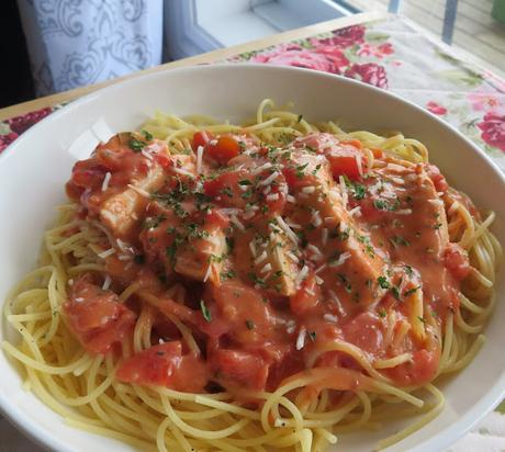 Slow Cooker Creamy Basil Chicken