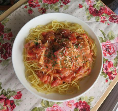 Slow Cooker Creamy Basil Chicken