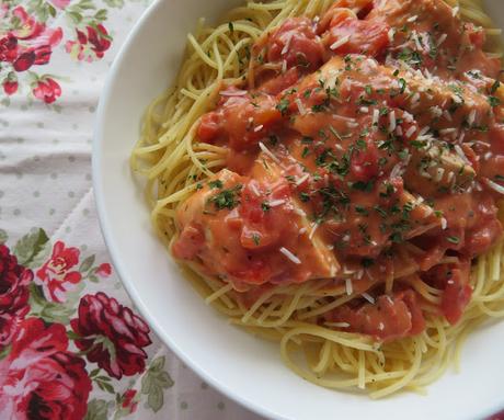 Slow Cooker Creamy Basil Chicken