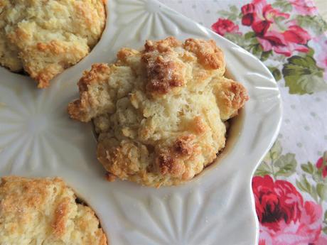 Buttermilk Biscuit Muffins