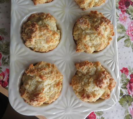 Buttermilk Biscuit Muffins