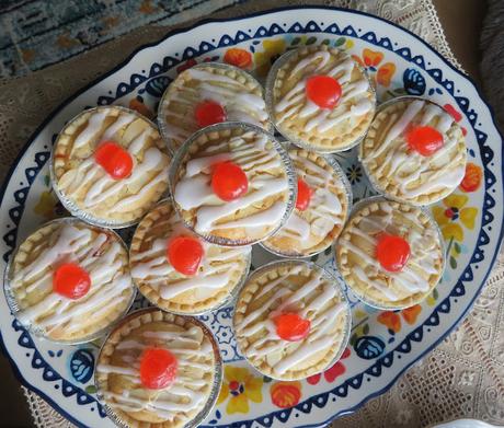 Easy Bakewell Tarts