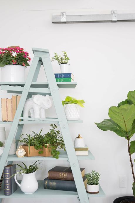 easy diy ladder shelf