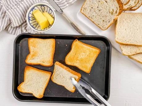 How To Toast Bread In The Oven