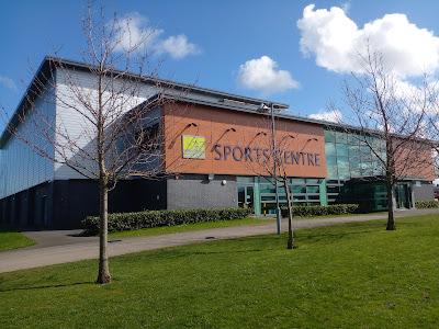 ✔820 Bede Sports Centre