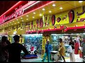 Dubai Cheapest Market Dreams Shopping Friends Together Dinner