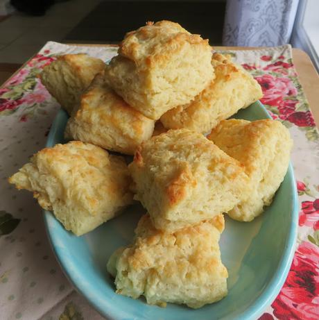 Fluffy Buttermilk Biscuits Recipe