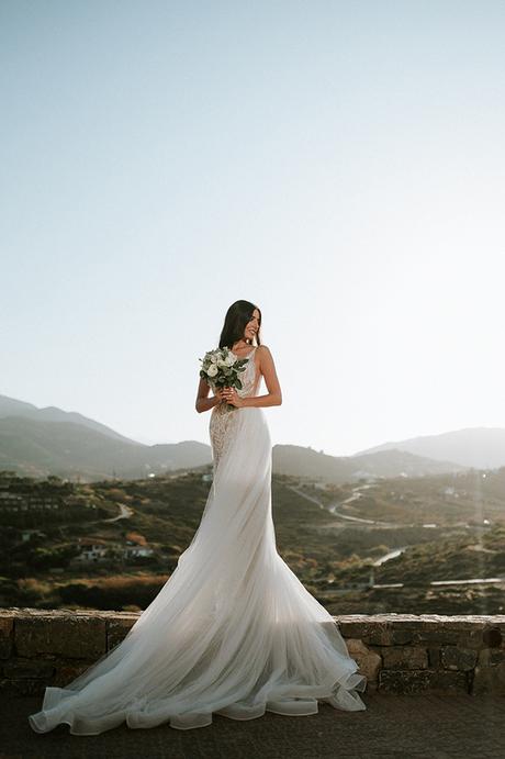 utterly-romantic-wedding-crete-with-whimsical-blooms_46
