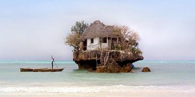 Amazing Seafood Restaurant Is Located On A Rock 4
