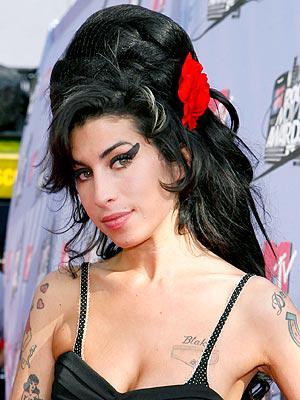 amy-winehouse-300_1.jpg