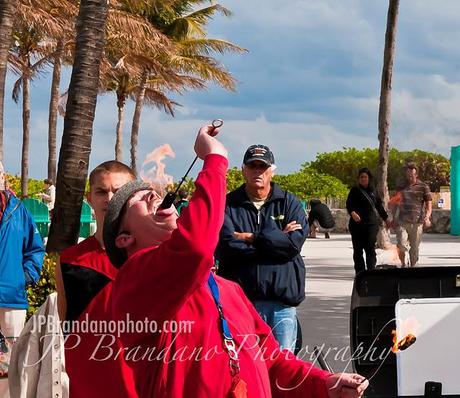 PHOTOGRAPHING STREET ENTERTAINERS