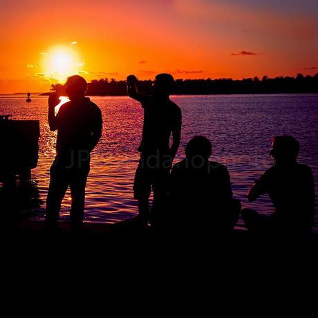 PHOTOGRAPHING SUNSETS AT KEY WEST