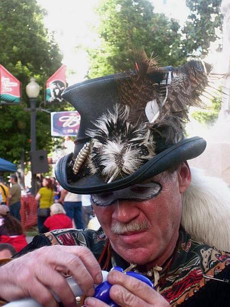 Street Style: Men in hats