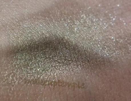 Swatches: Eye Shadow: Barry M: Barry M Dazzle Dust:Barry M Dazzle Dust #24 Old Gold Swatches