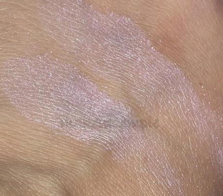 Swatches:Eye Shadow: Arbonne: Arbonne Lilac Eye Shadow Swatches