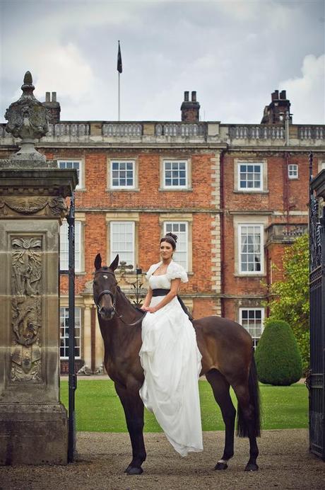 Wedding blog bridal shoot Jane Austen inspired. Photography Joe Dodsworth (22)