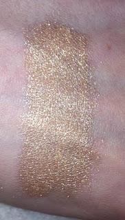 Famous by Sue Moxley Shimmer Eye Dust
