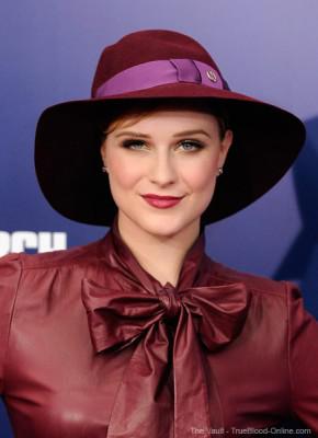 Evan Rachel Wood attends the NYC premiere of ‘The Ides of March’