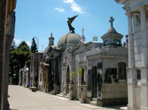 Recoleta Cemetary 300x224 How to Make the Most of your Weekends in Buenos Aires